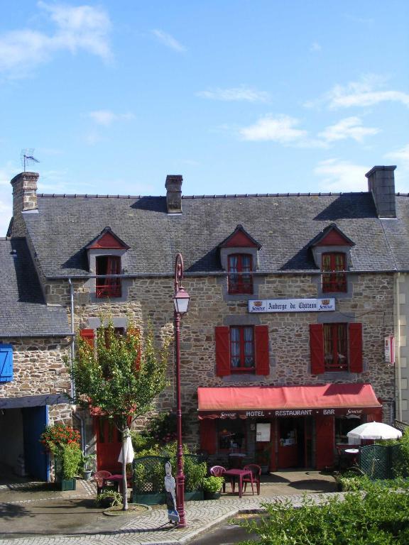 Auberge Du Chateau Châteauneuf-dʼIlle-et-Vilaine Exterior foto